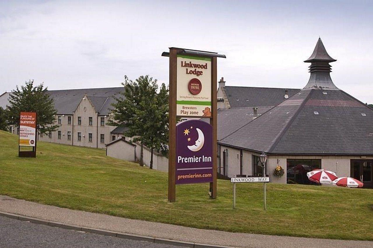 Premier Inn Элгин Экстерьер фото